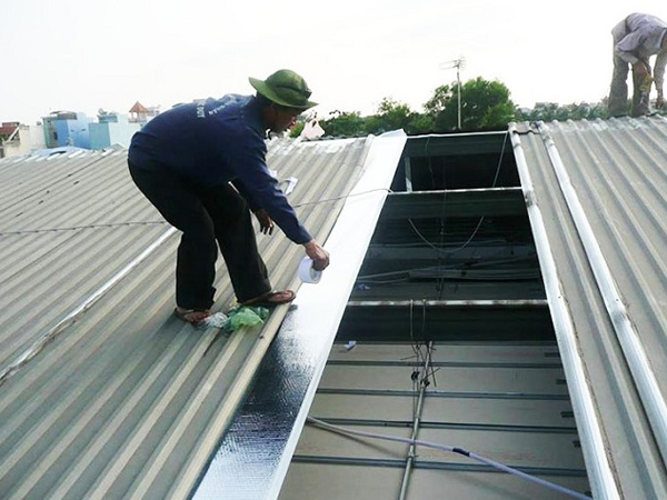 Làm mái hiên tôn tam kỳ